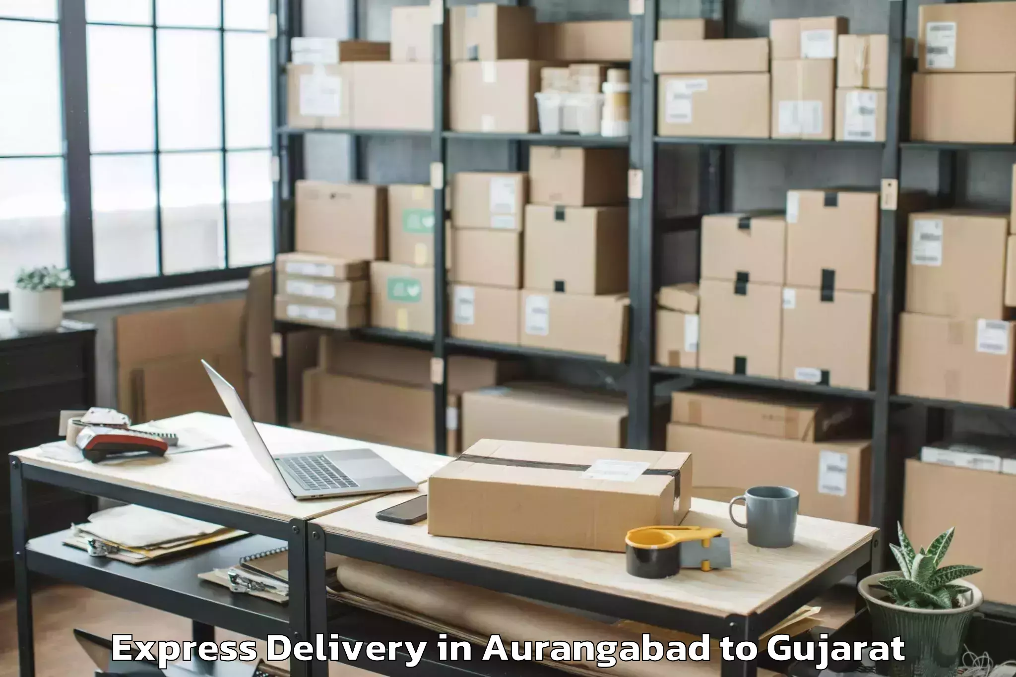 Reliable Aurangabad to Waghai Express Delivery